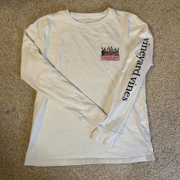 Vineyard Vines Tops - Vineyard Vines White Long Sleeve Dogs With Antlers T Shirt Womens XS